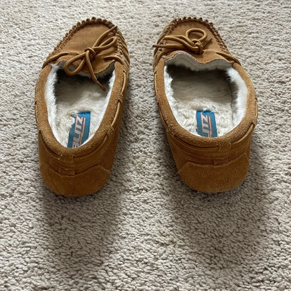 Blitz Kids Size 6 Moccasin Tan Slipper